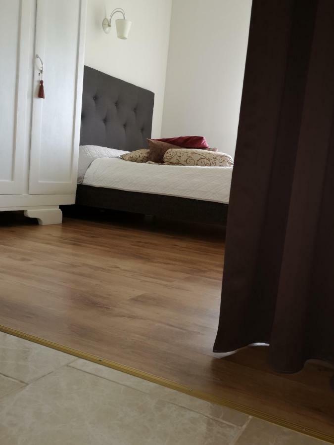 Jaukus Butas Siauliu Miesto Centre Apartamento Šiauliai Exterior foto